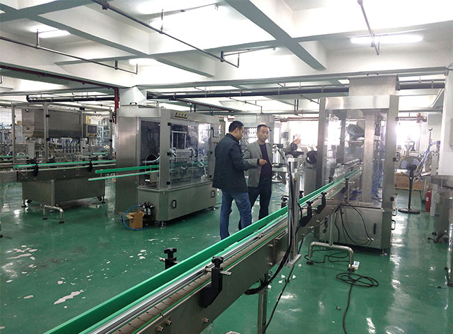 �Ԅӻ�ʳ���͹��b�C�O(sh��)��܇�g�Ĕz