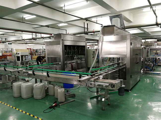 �ǻ�Ͱ�bˮ���b���a(ch��n)���O��չʾ