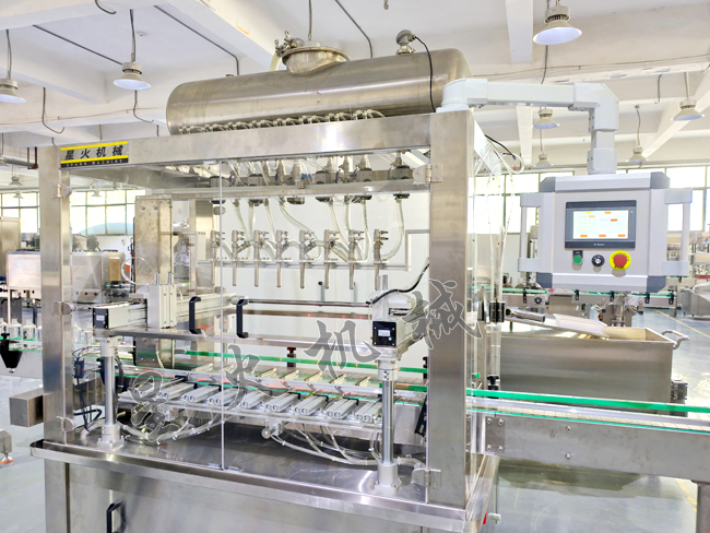 農(nóng)藥全自動灌裝機(jī)